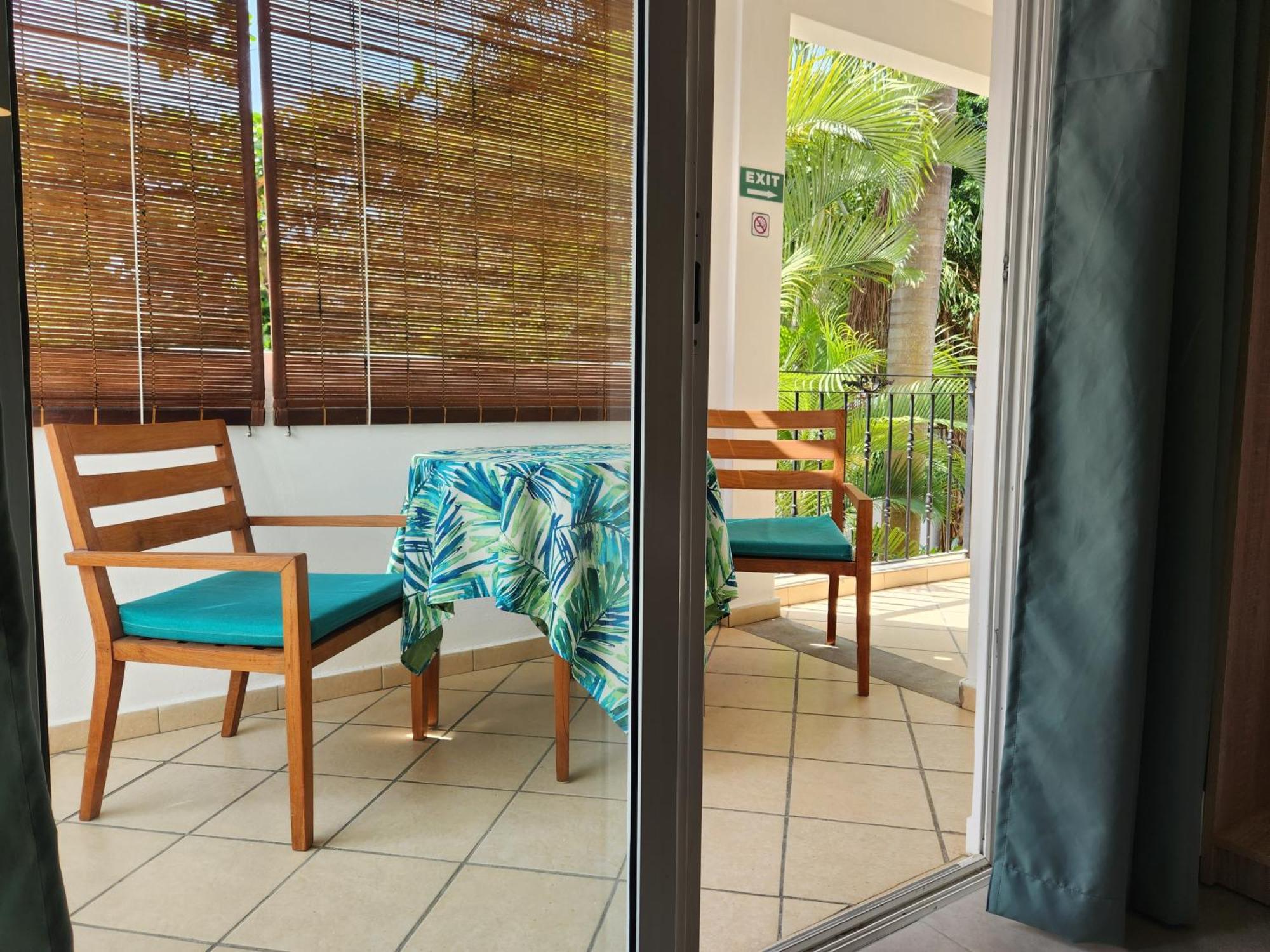 La Perla Holiday Apartments Pereybere Beach Exterior photo
